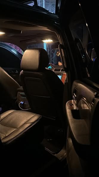 Chevrolet Suburban 2010 - صورة 5