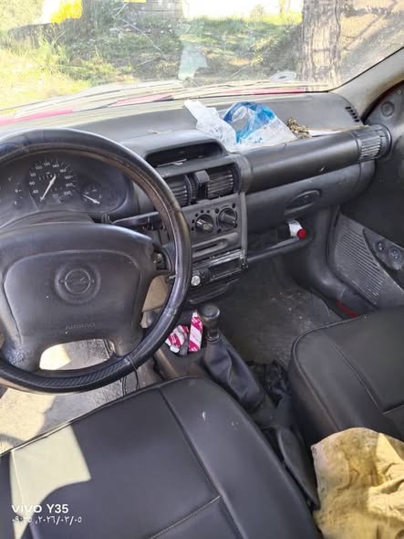 أوبل كورسا 1994 - صورة 3