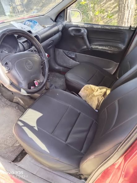 أوبل كورسا 1994 - صورة 4