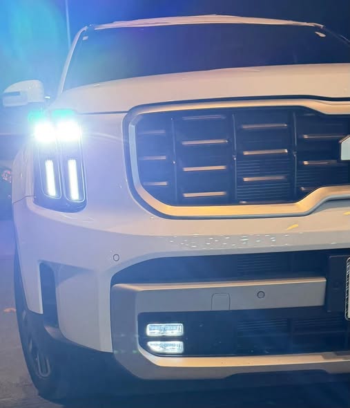 كيا تيلورايد 2025 - صورة 2