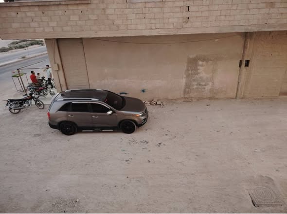 كيا سيرنتو 2011 - صورة 1