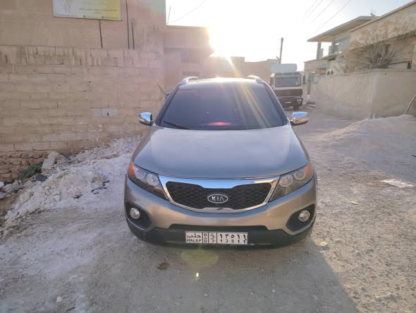 كيا سيرنتو 2011 - صورة 4