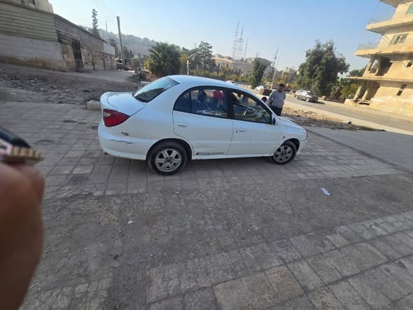 كيا ريو 2002 - صورة 2