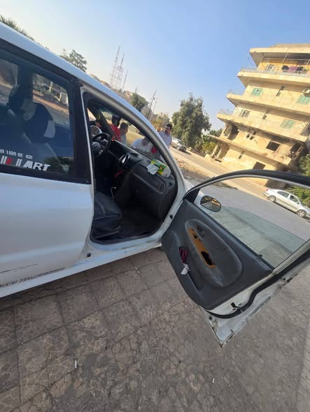 كيا ريو 2002 - صورة 5