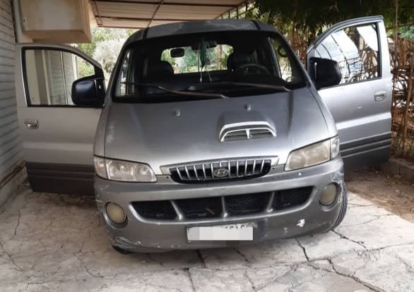 هيونداي ستاريكس 1999 - صورة 1