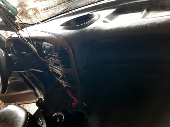 هيونداي ستاريكس 1999 - صورة 3