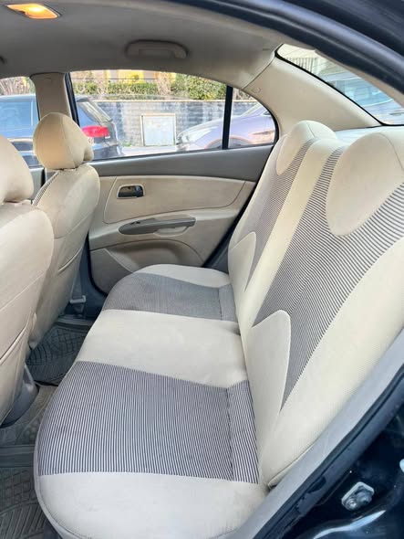 كيا ريو كرتا 2010 - صورة 5