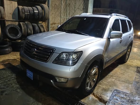 Ssangyong Mohave 2008 - صورة 5