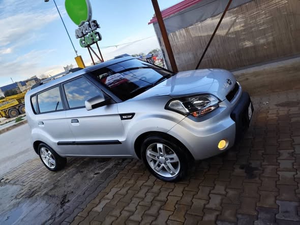 كيا سول 2009 - صورة 1