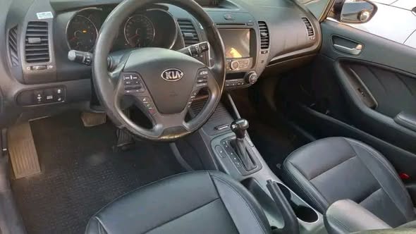 كيا K3 2014 - صورة 4