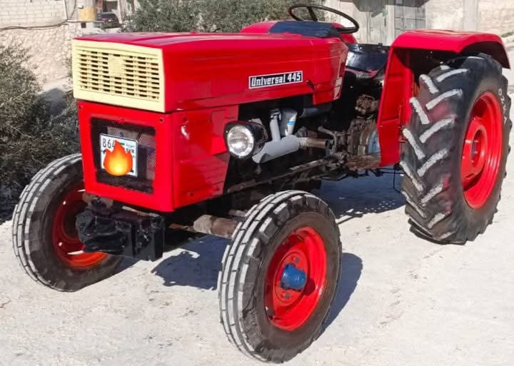 يونيفيرسال 445 1987