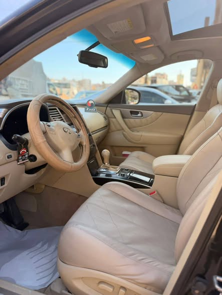 انفنتي fx35 2011 - صورة 5