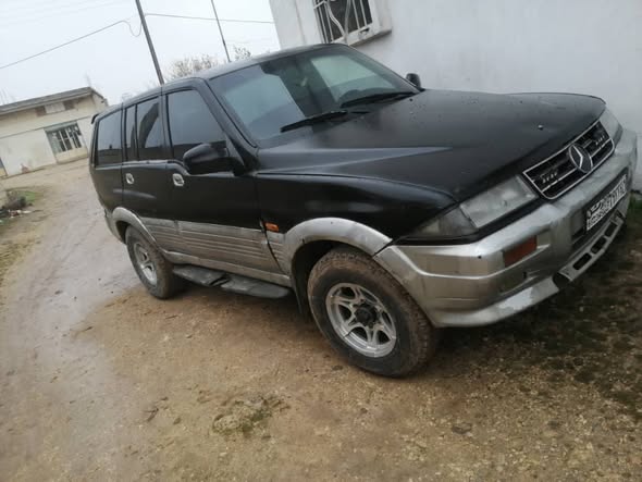 سونغ يننغ Ssangyong 1996 - صورة 2