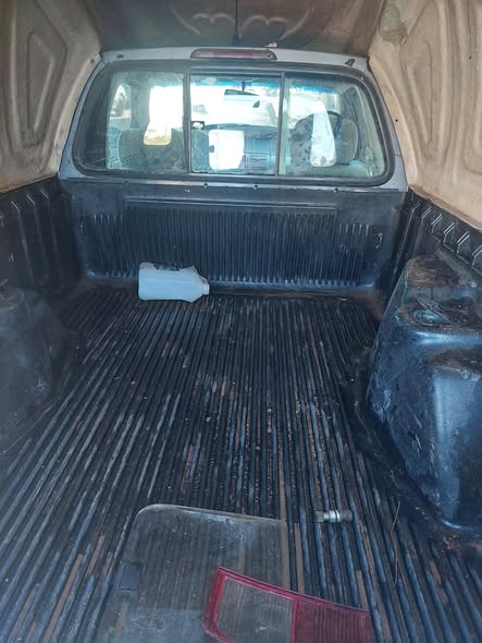 فاوكس بيك اب 2005 - صورة 4