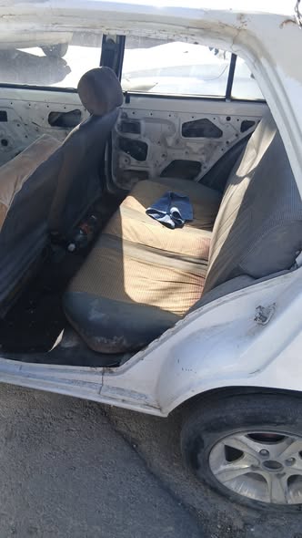 بيجو ٢٠٥ 1990 - صورة 4