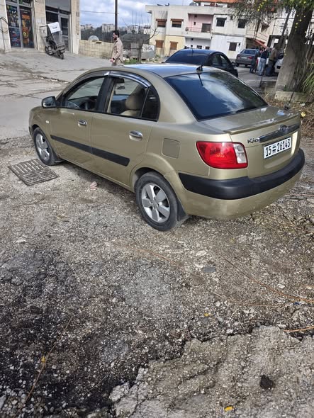 كيا ريو 2008 - صورة 3