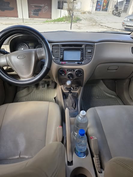 كيا ريو 2008 - صورة 5