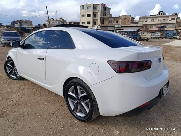 كيا فورتي كوبيه 2010 - صورة 3