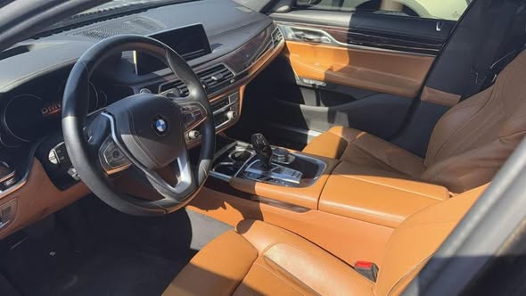 بي إم دبليو 740 2016 - صورة 2