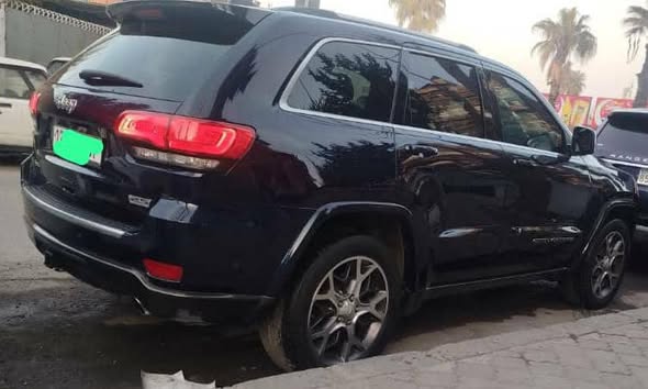 جيب غراند شيروكي 2018 - صورة 1