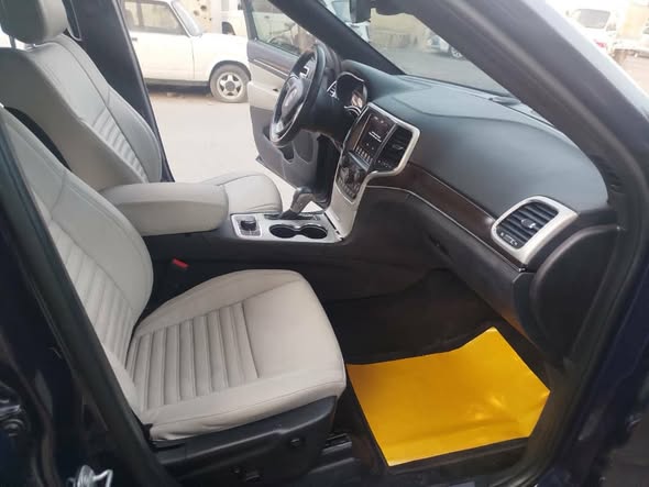 جيب غراند شيروكي 2018 - صورة 5