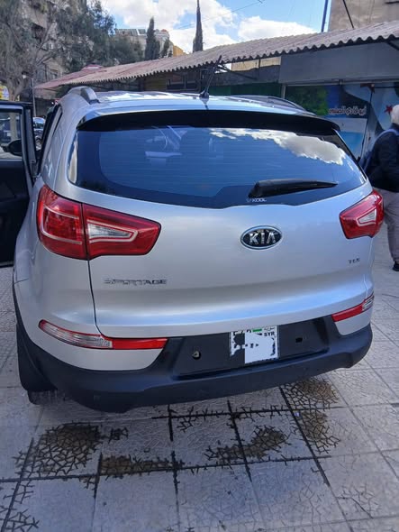 كيا سبورتاج 2011 - صورة 2