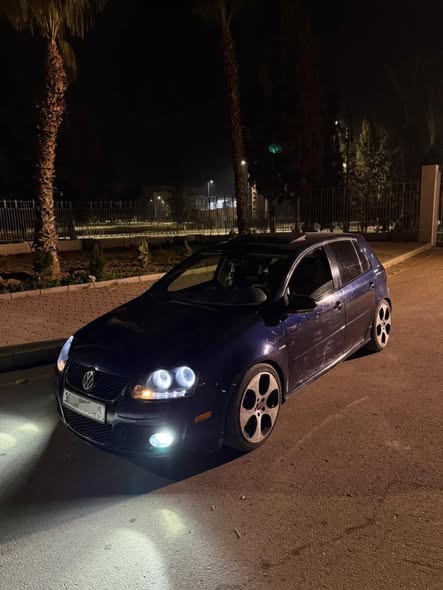 فولكس فاجن غولف 2005 - صورة 4