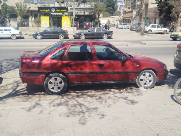 اوبل فيكتور 1998 - صورة 5