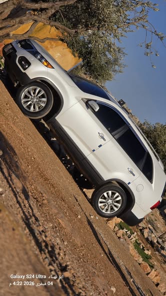 كيا سورينتو 2012 - صورة 3