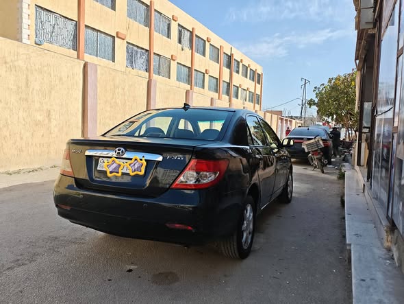 بي واي دي F3 2011 - صورة 3