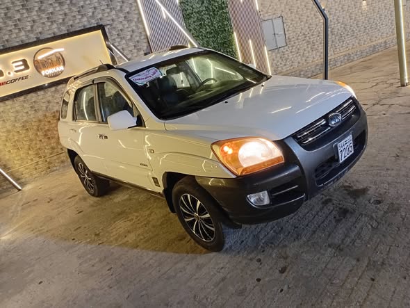 كيا سبورتاج 2006 - صورة 1