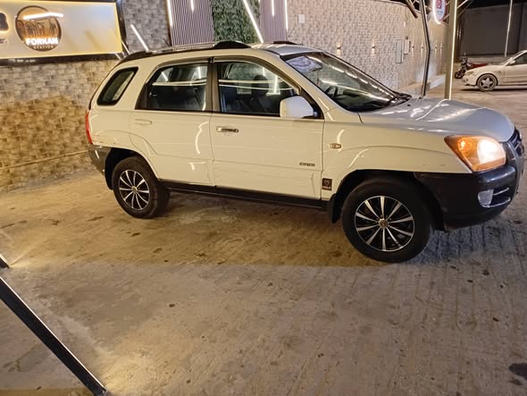 كيا سبورتاج 2006 - صورة 2