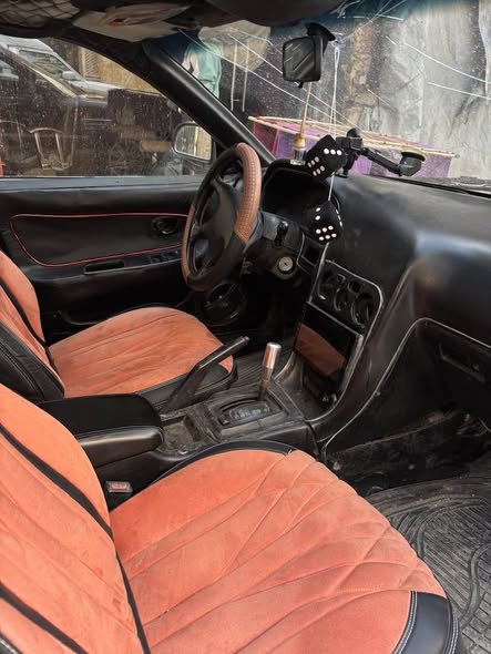 ميستوبيشي ٩٣ 1993 - صورة 1