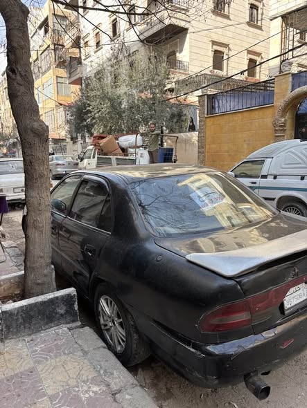 ميستوبيشي ٩٣ 1993 - صورة 2