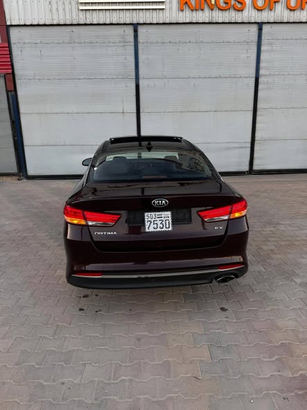 كيا أوبتيما 2017 - صورة 4