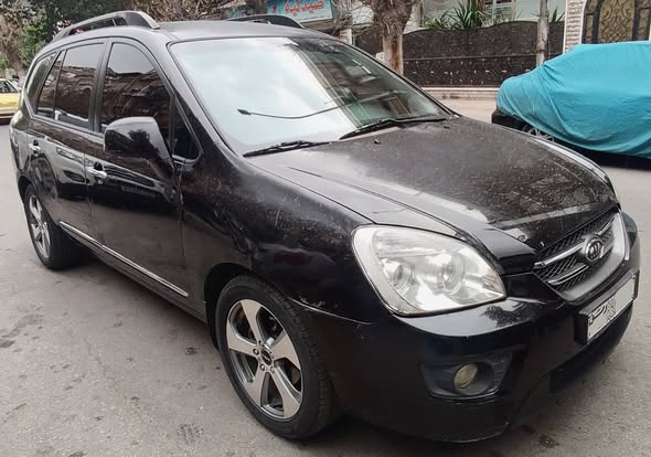 كيا كارنز 2007 - صورة 2