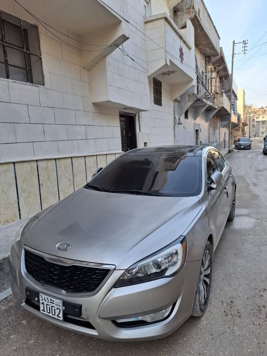 كيا K7 2012 - صورة 1