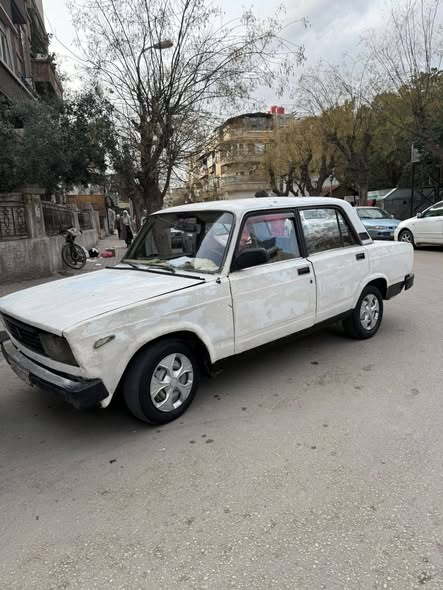 لادا 2105 1985 - صورة 1