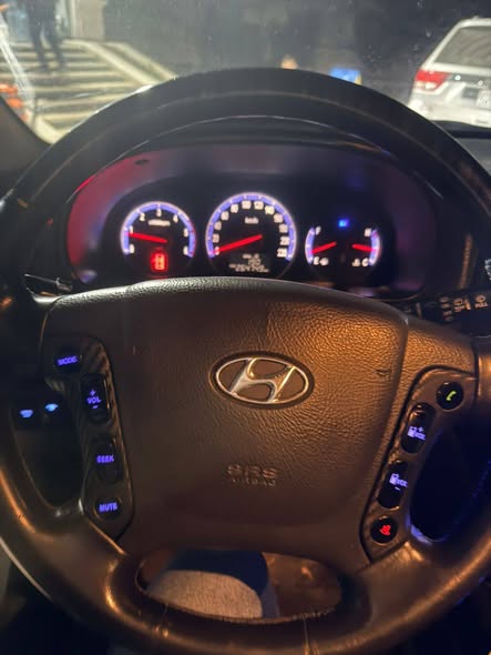 هيونداي سانتافي 2009 - صورة 3