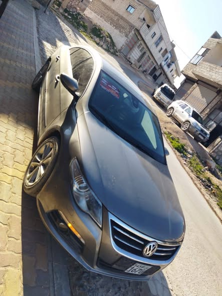 فولكس فاجن باسات سي سي 2010 - صورة 1