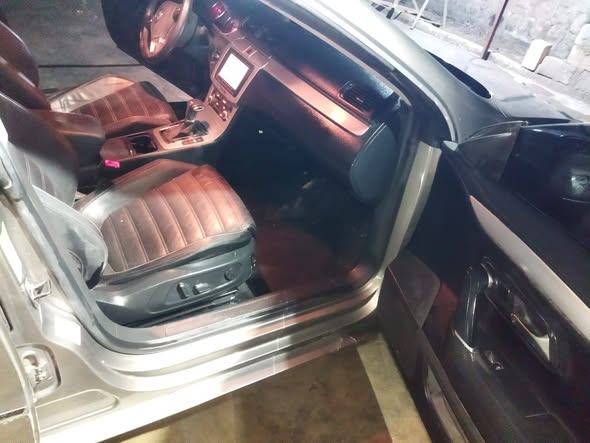 فولكس فاجن باسات سي سي 2010 - صورة 2