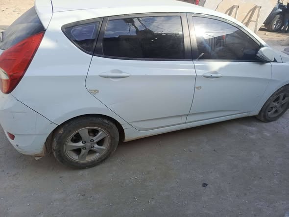 هيونداي اكسنت 2014 - صورة 5