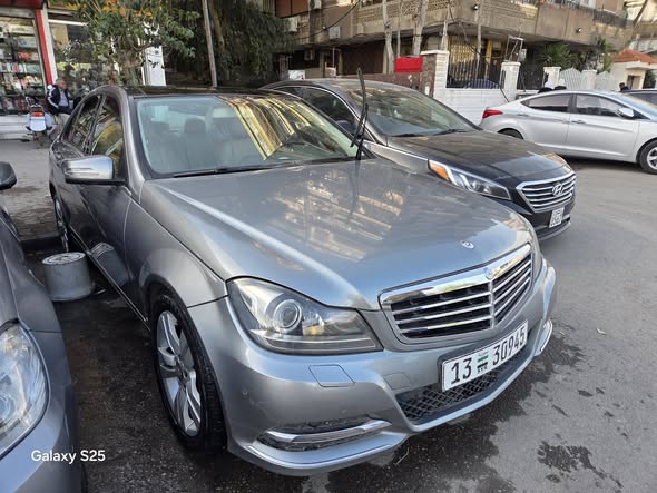 مرسيدس C200 2014 - صورة 4