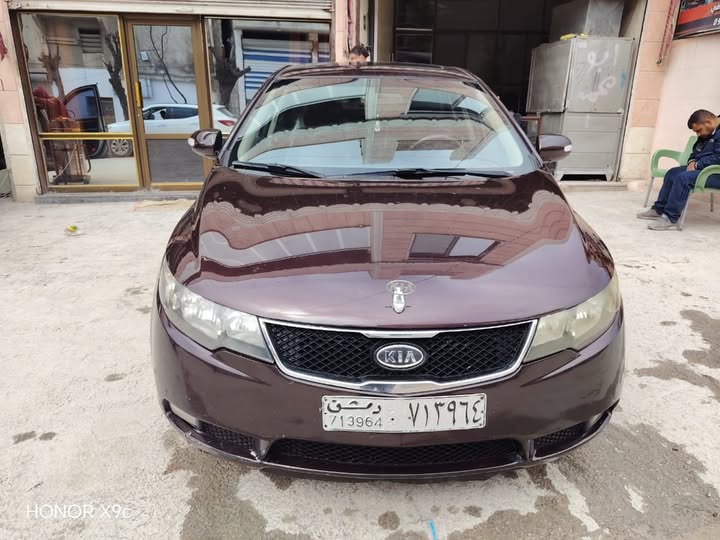 كيا فورتي 2010 - صورة 1