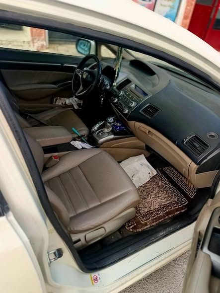 هوندا سيفيك 2009 - صورة 4