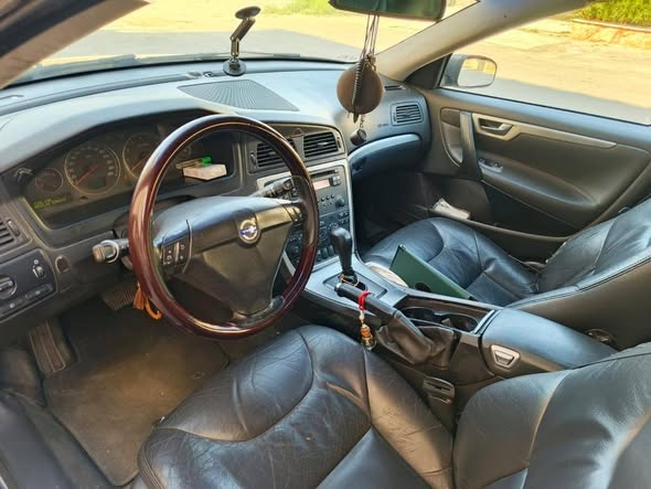 فولفو s60 2006 - صورة 2