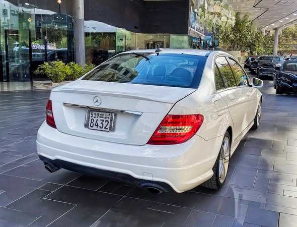 مرسيدس C300 2013 - صورة 5