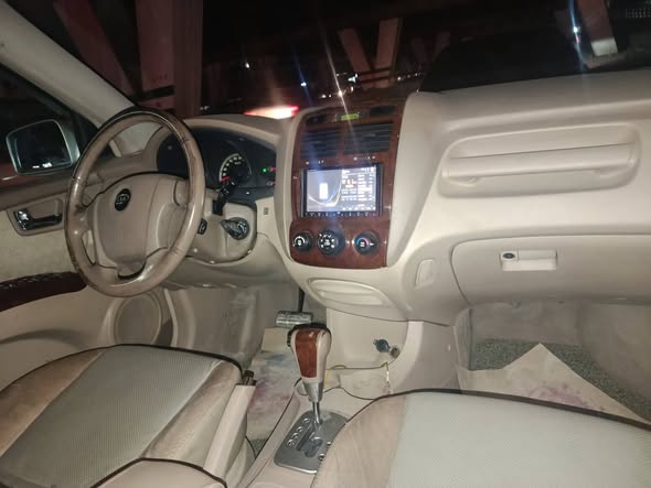 كيا سبورتاج 2006 - صورة 1