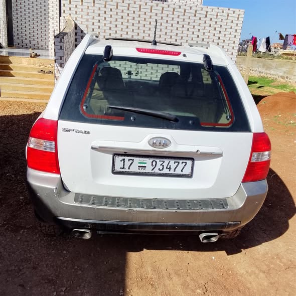 كيا سبورتاج 2007 - صورة 4