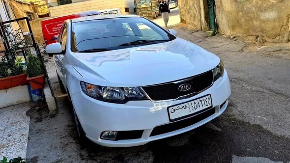 كيا فورتي 2009 - صورة 2